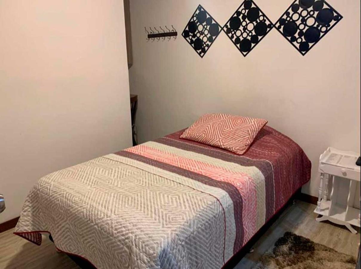 Hotel Alcatraz Yarumal Ruang foto