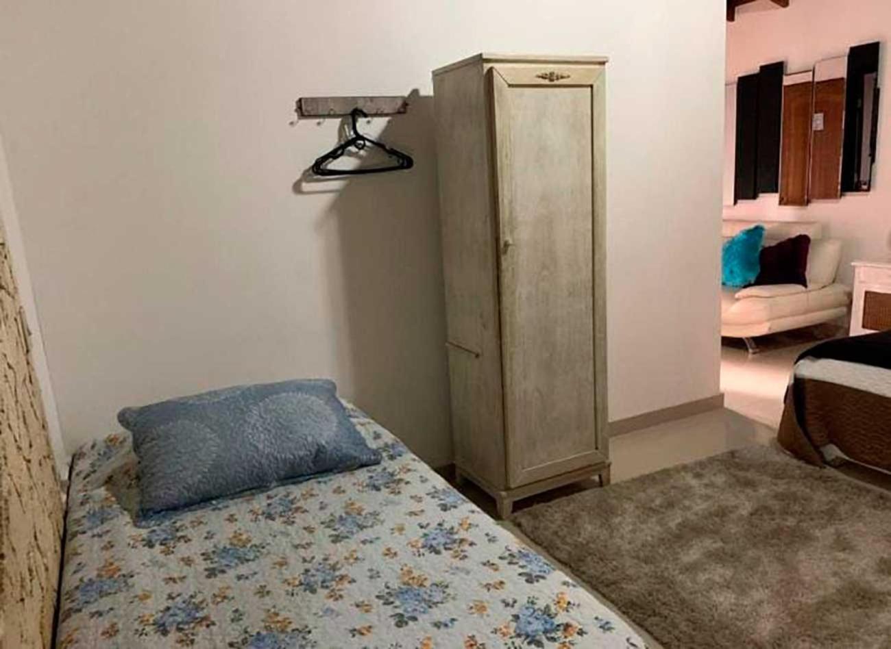 Hotel Alcatraz Yarumal Ruang foto